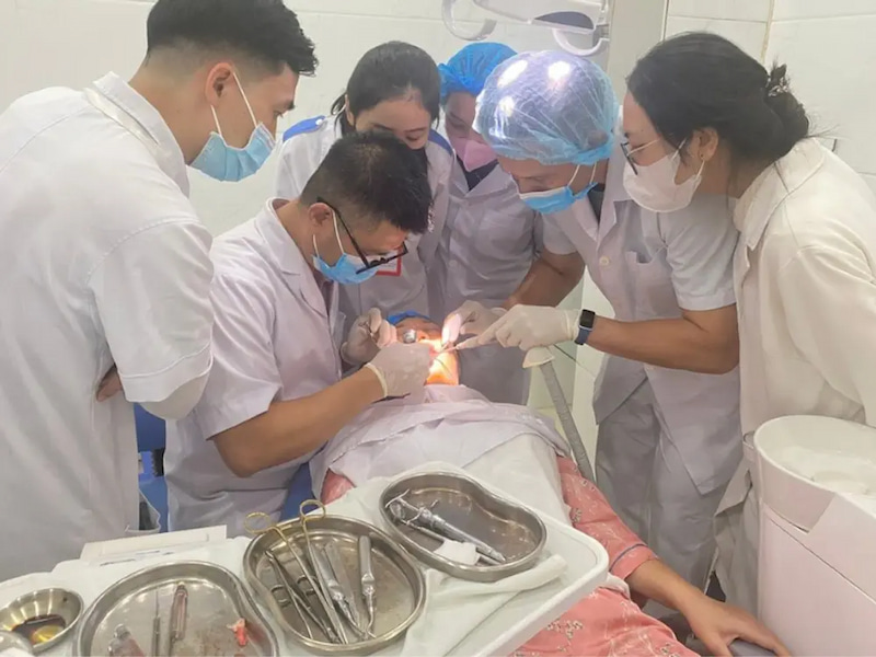 Nha khoa Happy Smile cung cấp đa dạng dịch vụ phục vụ khách hàng
