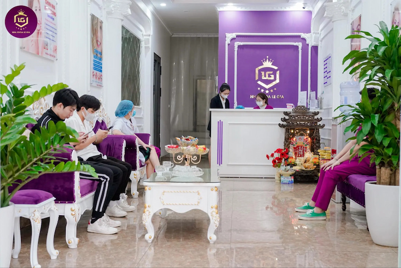 Lê Gia Group là một nha khoa uy tín và chuyên nghiệp hiện nay