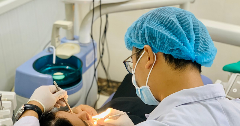 Phòng khám Răng Hà Nguyên tự hào về đội ngũ nha sĩ có trình độ chuyên môn cao