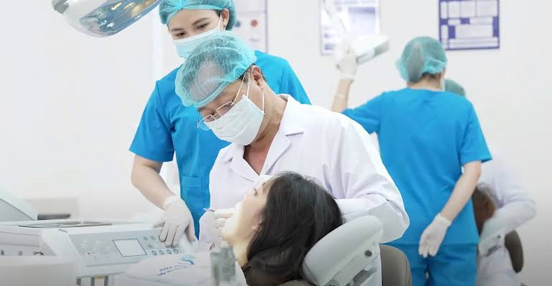 Đội ngũ y bác sĩ tại Nha khoa Sing quy tụ những chuyên gia giàu kinh nghiệm