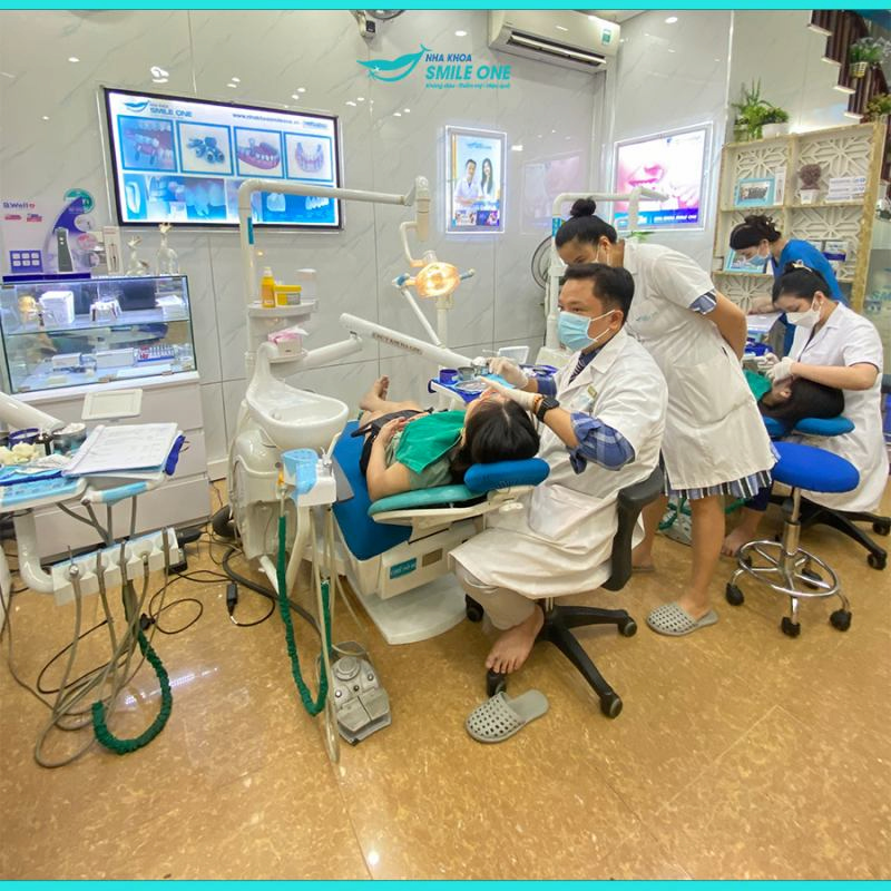 Smile One sở hữu đội ngũ bác sĩ chuyên khoa Răng-Hàm-Mặt giàu kinh nghiệm