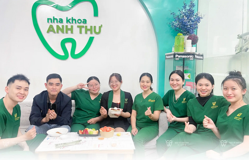 Nha khoa Anh Thư có đội ngũ bác sĩ nha khoa chuyên môn cao