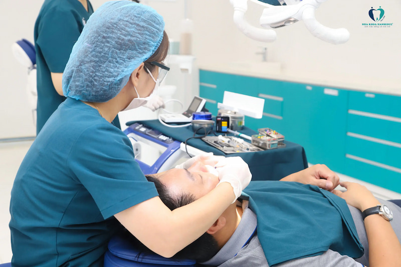Nha khoa Hanseoul có đội ngũ bác sĩ giàu kinh nghiệm