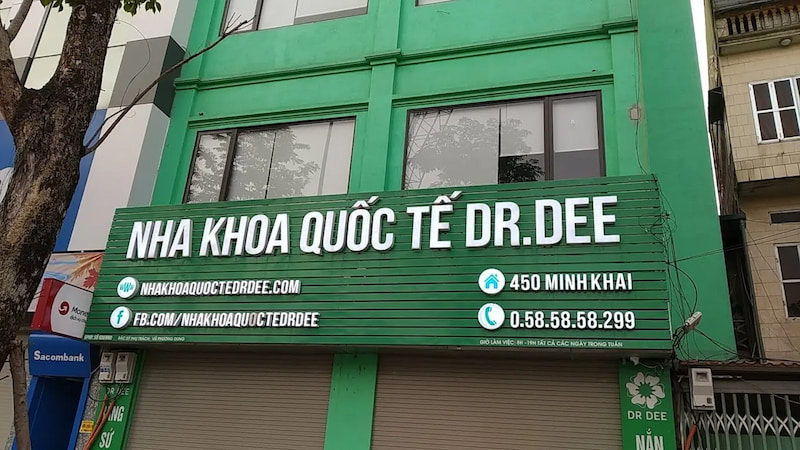 Phòng khám của Nha khoa Quốc tế Dr Dee cung cấp đa dạng các dịch vụ thẩm mỹ răng, đáp ứng nhu cầu của khách hàng