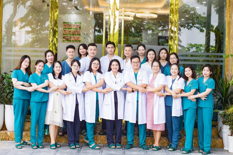 Việt Xô có đội ngũ bác sĩ chuyên mộn cao