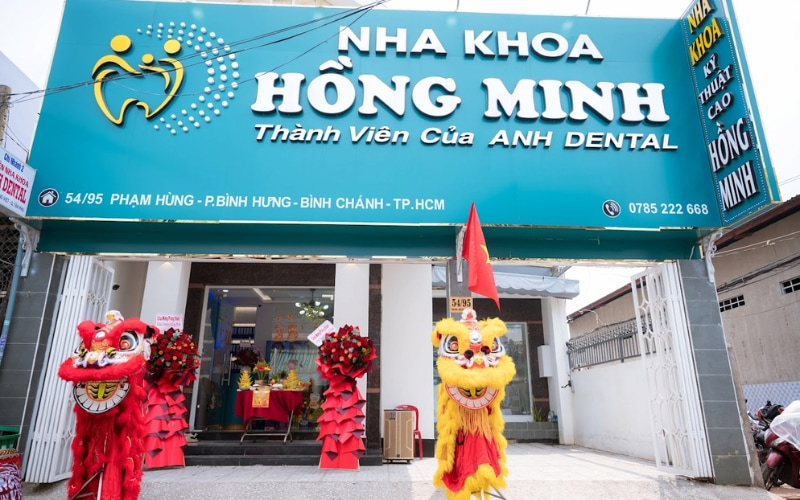 Nha khoa Hồng Minh sở hữu đội ngũ bác sĩ chuyên môn giỏi cùng cơ sở vật chất hiện đại
